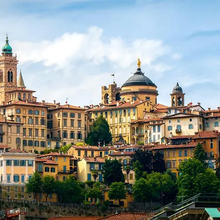 Apartment Hideout Bergamo